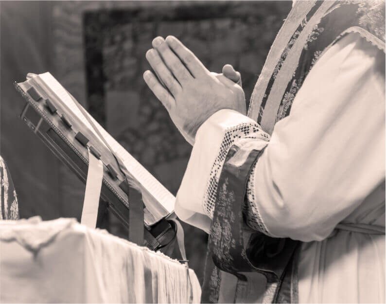 Preserve the Latin Mass - Sign Our Open Letter to Pope Francis